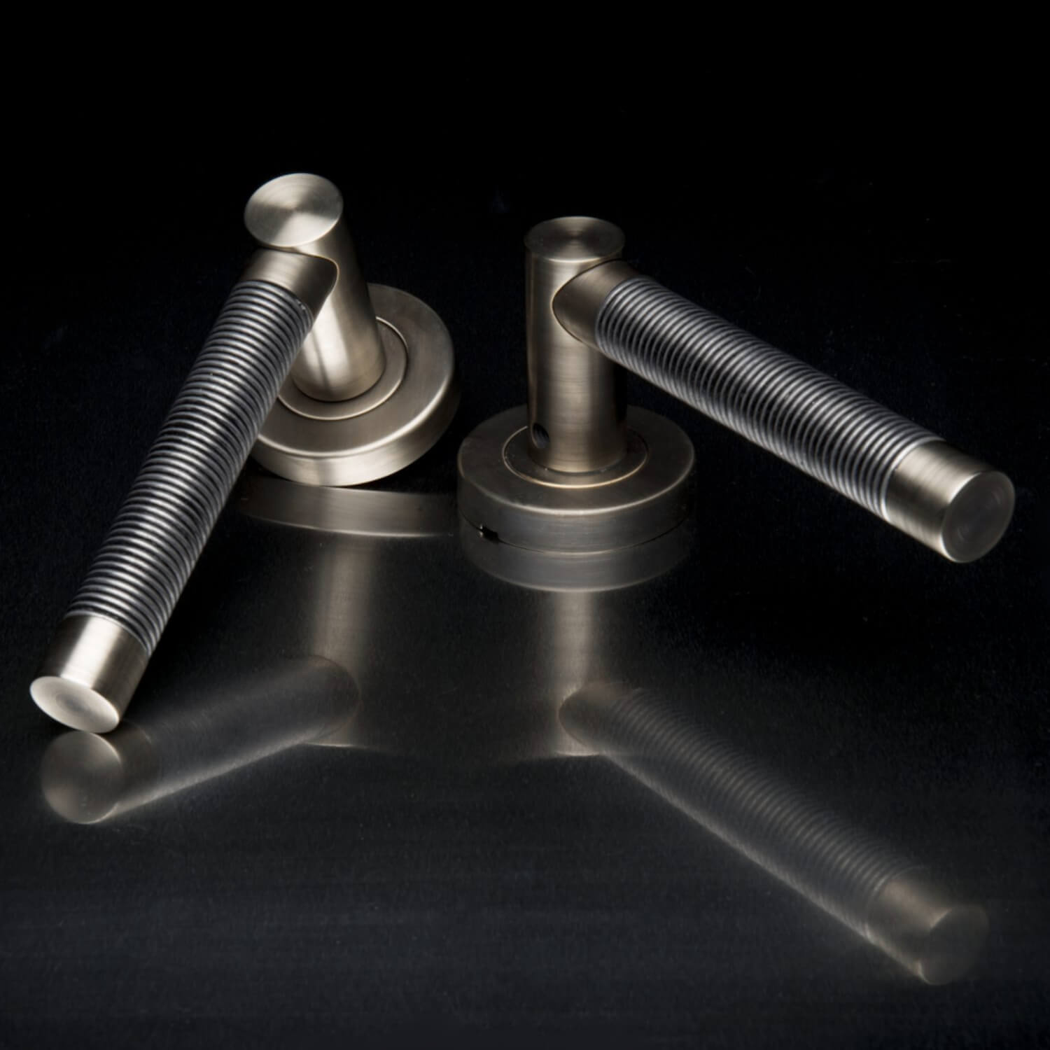 Dørgreb - Model P2702 Turnstyle Design